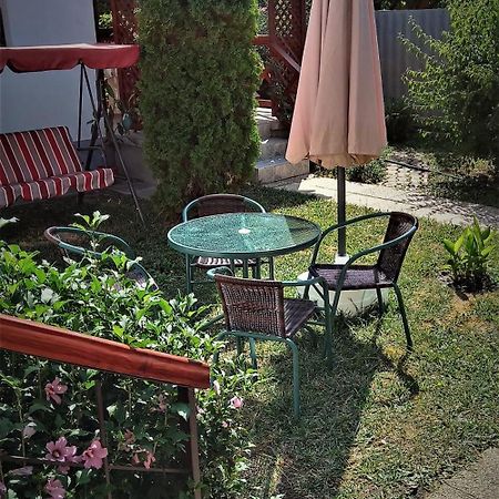 Liza Apartman Gyula Ngoại thất bức ảnh